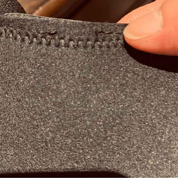 Juicy Couture Intimates Black Padded Push Up Bra Gold Metal Heart Sz 42D - Picture 13 of 13